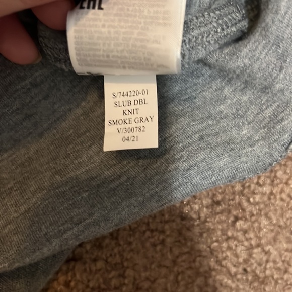 MENS NWT BANANA REPUBLIC LIGHT KNIT SWEATER - Picture 7 of 7